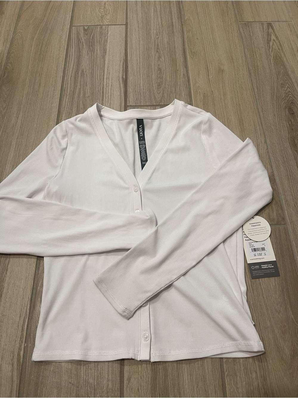 NWT Vuori Long Sleeve Pose Ribbed Button Down Cardigan White Sz S VW1185